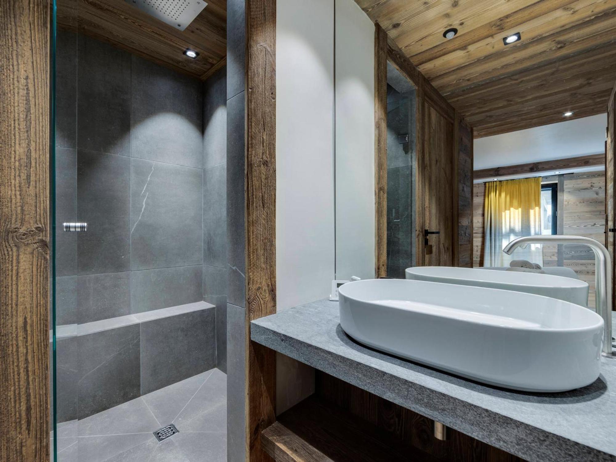 Appartement 95M², Sud-Est, Jacuzzi, Val D'Isere, 4 Suites, Parking, Animaux Ok - Fr-1-567-73 Exterior photo